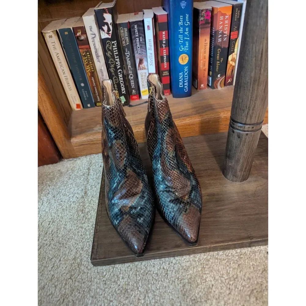 Paige Women Size 6 Libby Ankle Boots Snakeskin Embossed Leather Brown Western